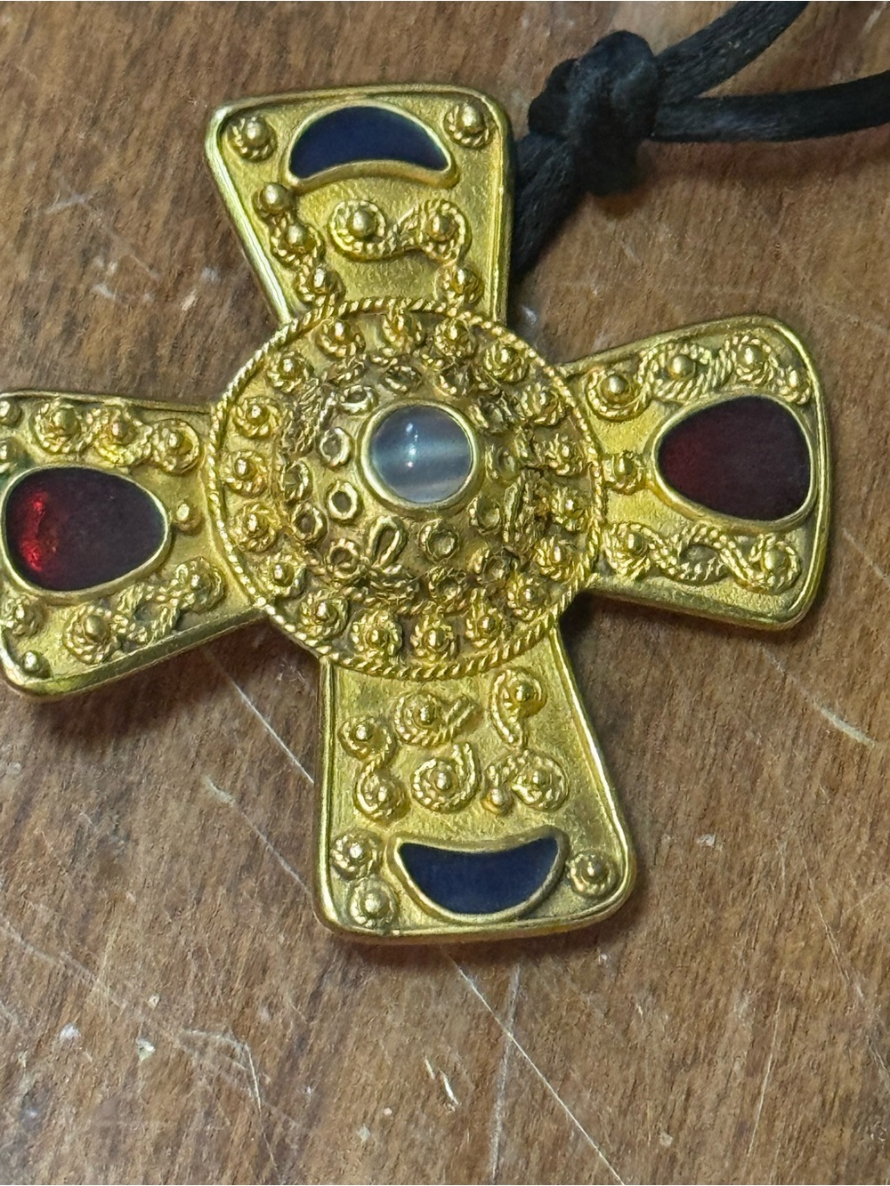MMA   bam co filigree Roman - Maltese cross